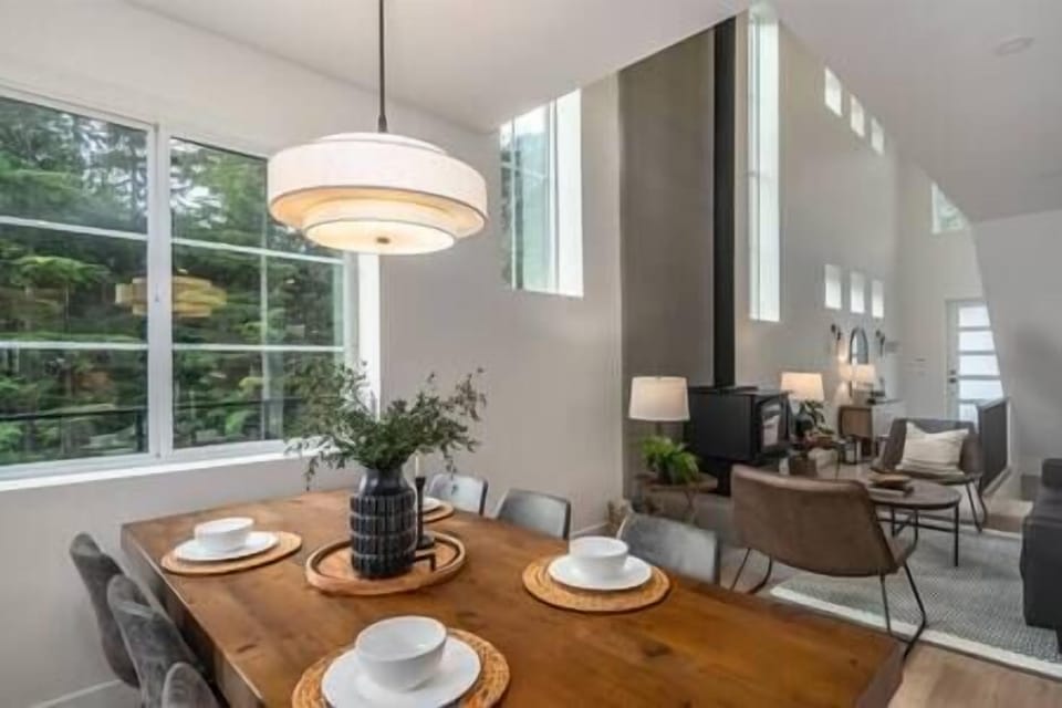 8 person dining table