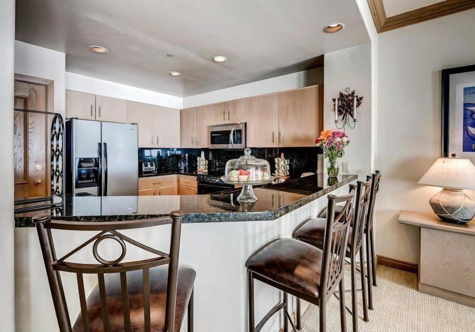 Condo (3 Bedroom Luxury Ski-In/Ski-Out Condo) | Exterior