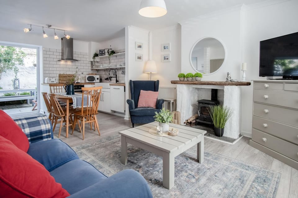 Norton Cottage - 3 Bedroom Cottage - Tenby (26515)