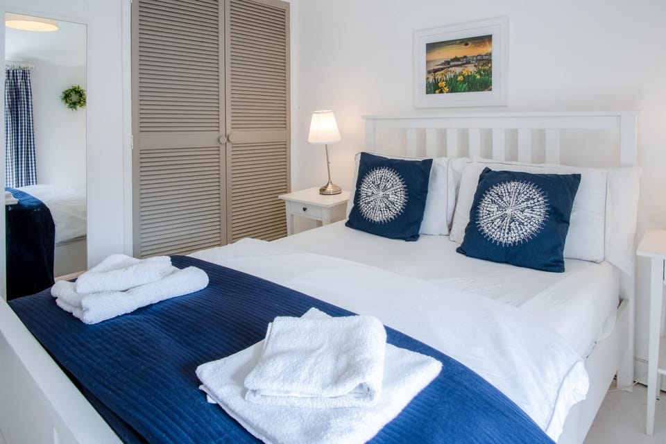 Norton Cottage - 3 Bedroom Cottage - Tenby (26541)