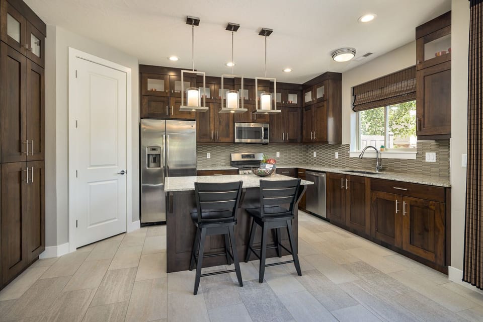 Luxury House, 3 Bedrooms, Patio, Mountain View | Private kitchen | Full-size fridge, microwave, oven, dishwasher