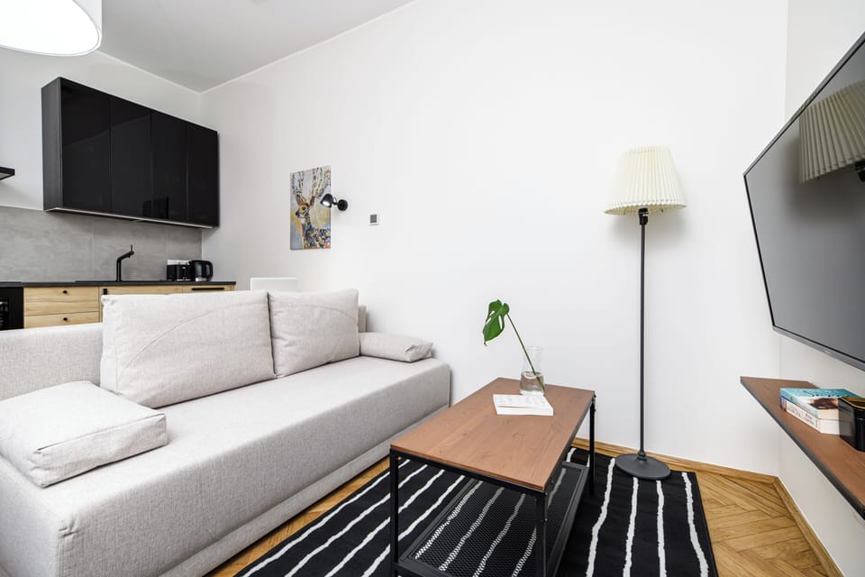 Apartment | 1 bedroom, laptop workspace, iron/ironing board, cribs/infant beds