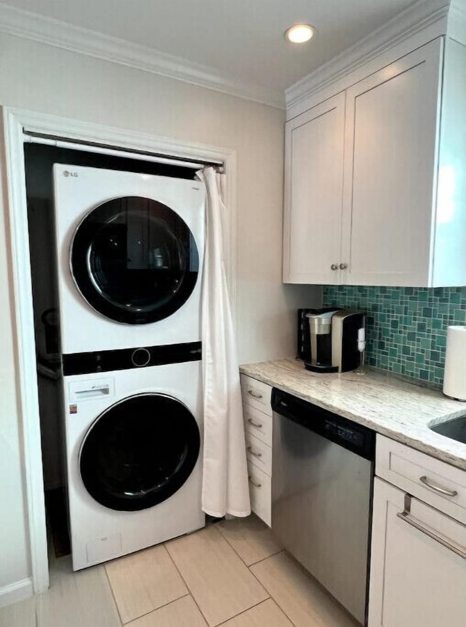 Full Size Washer/ Dryer in unit.
