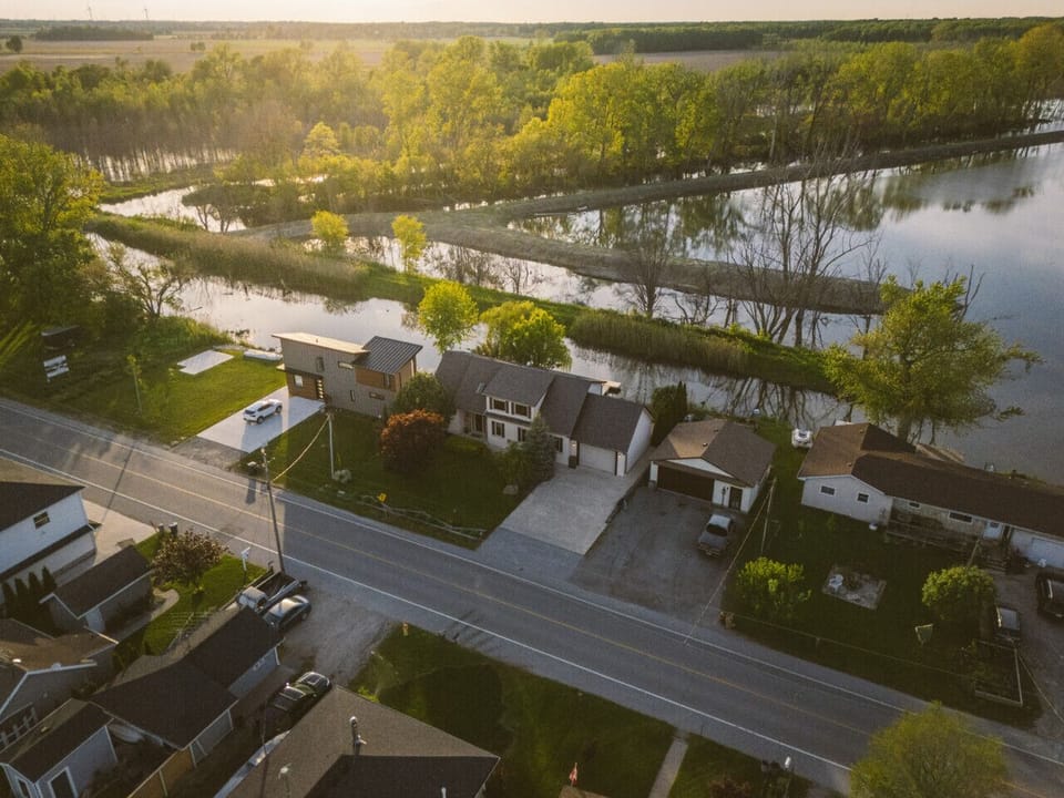 Ariel view of the cottage. Spacious driveway for all the guests.