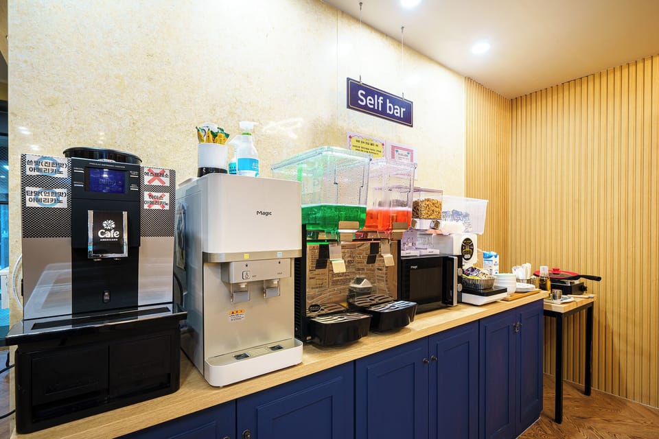 Free daily self-serve breakfast