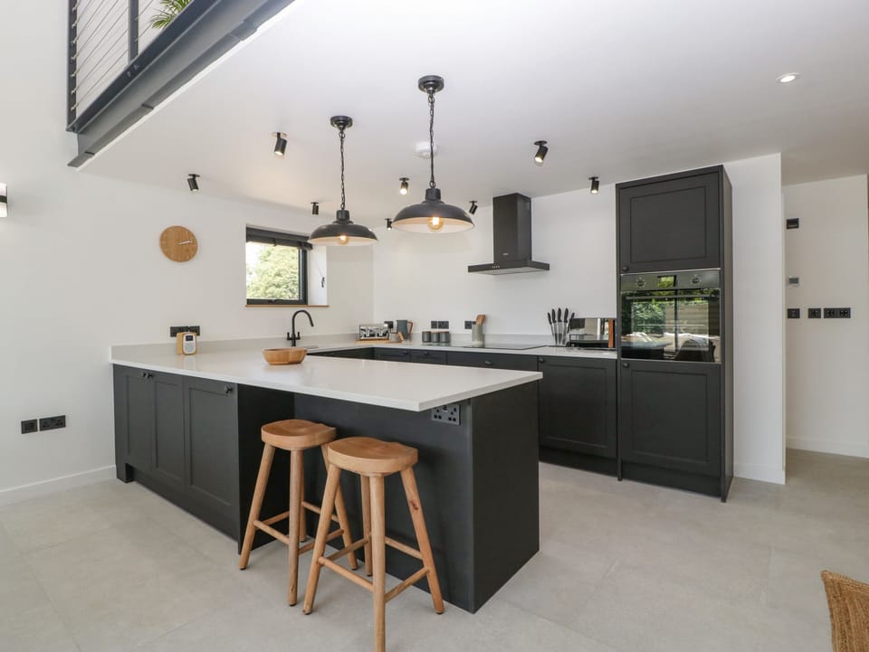 Cottage | Interior