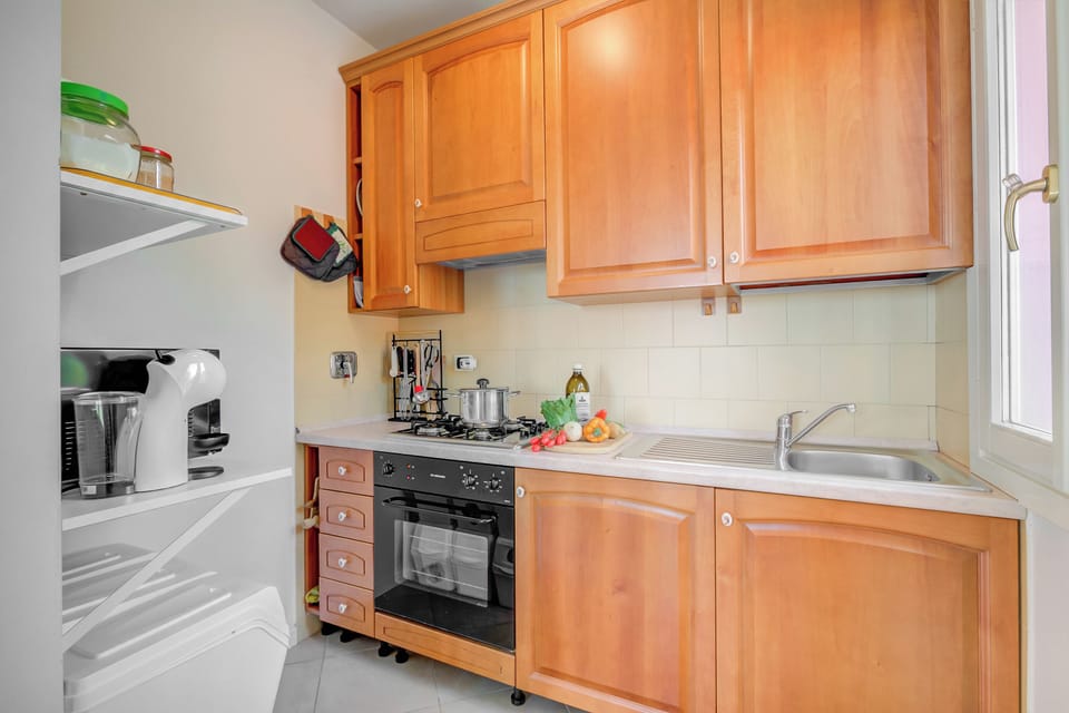 Family Apartment, 3 Bedrooms, 2 Bathrooms (Palms Villa - Sea View Terrace and) | Private kitchen