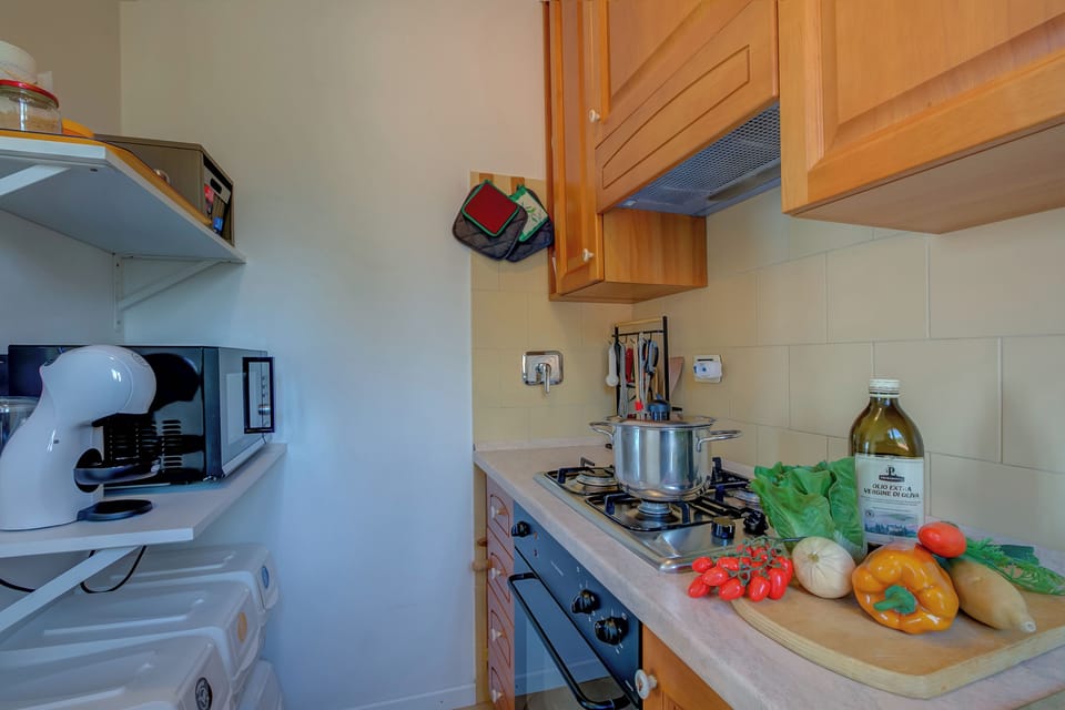 Family Apartment, Multiple Bedrooms, 2 Bathrooms (Palms Villa - Sea View) | Private kitchen | Fridge, microwave, oven, stovetop