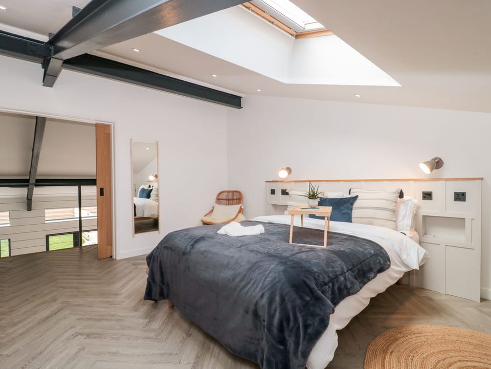 Linden Barn Cottage in West Devon District