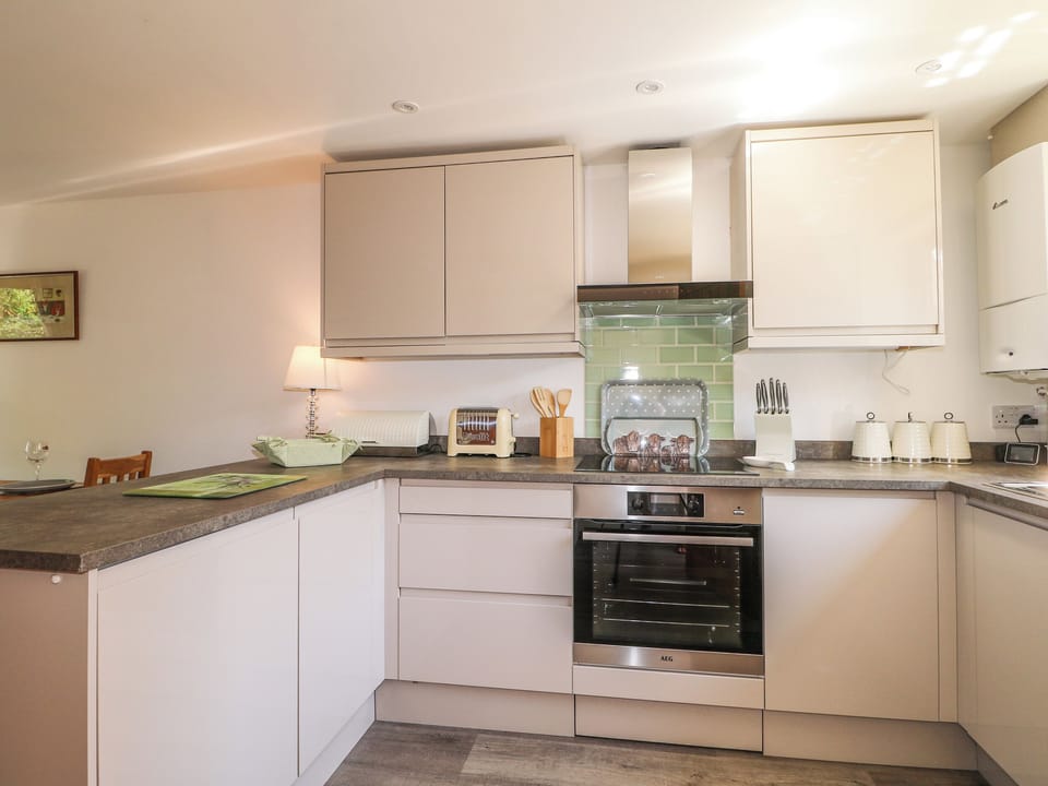 Fridge, dishwasher, electric kettle, toaster