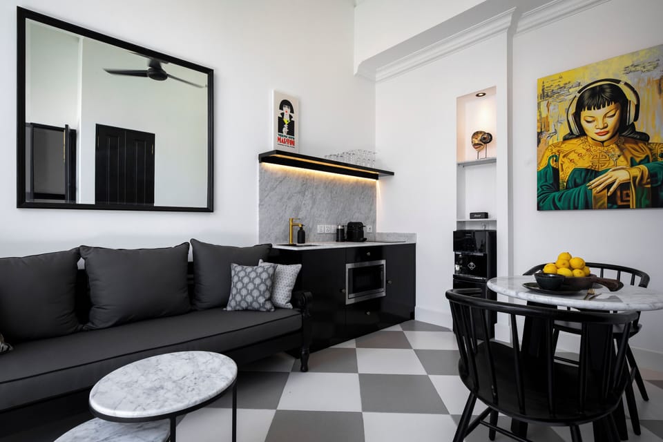 Deluxe Villa | Living area | Smart TV, Netflix, streaming services