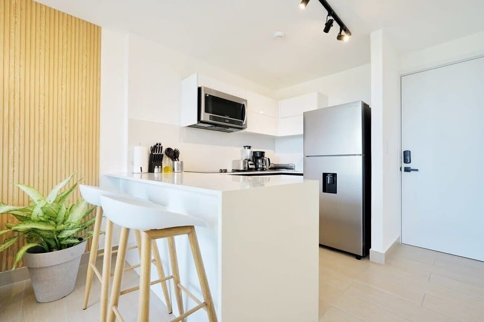 Kitchen bar