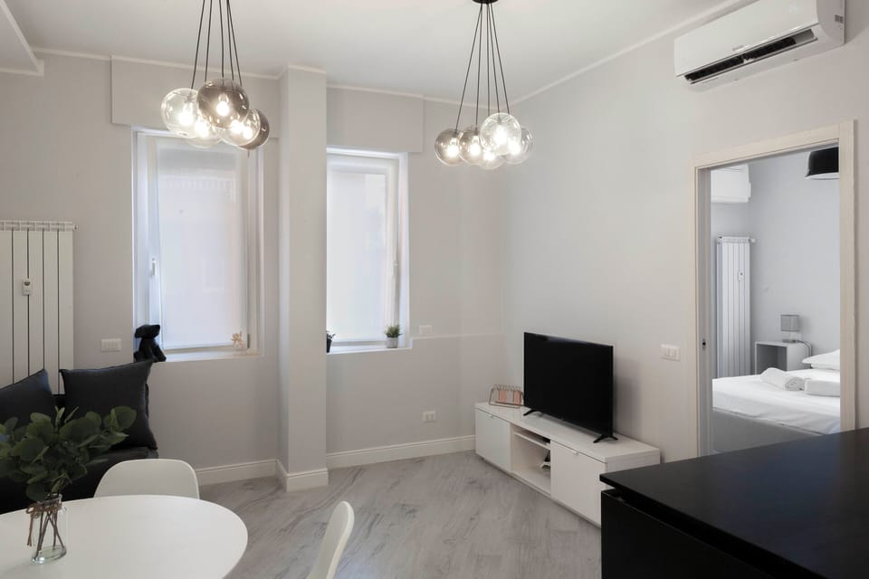 Apartment | Living area | Flat-screen TV
