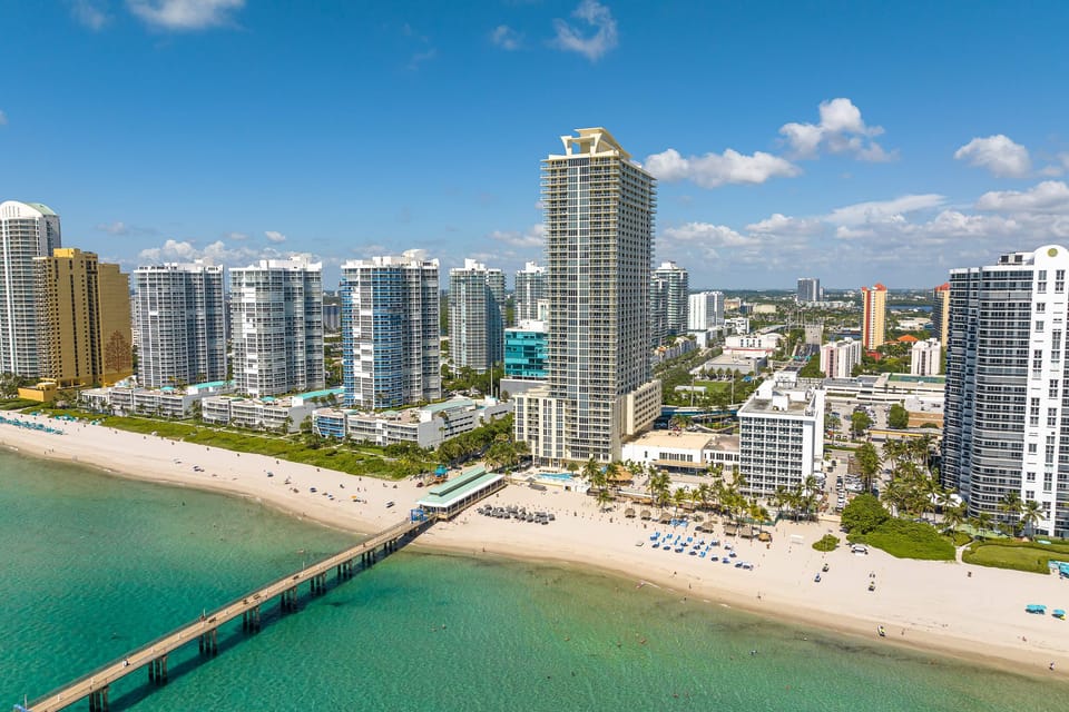 La Perla Sunny Isles.