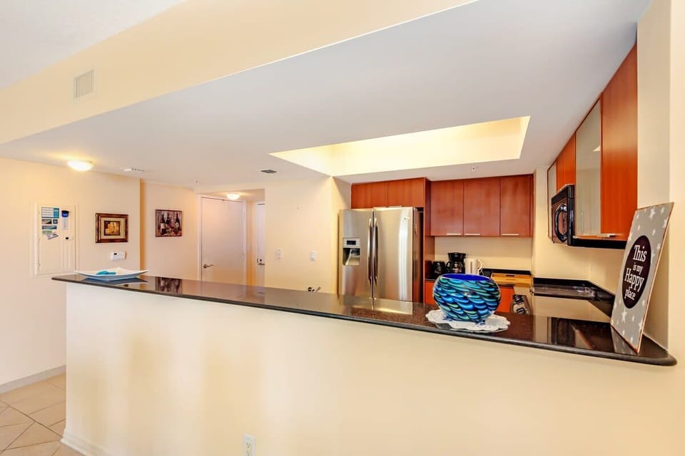 Modern, open kitchen that fully equipped for all your cooking needs.