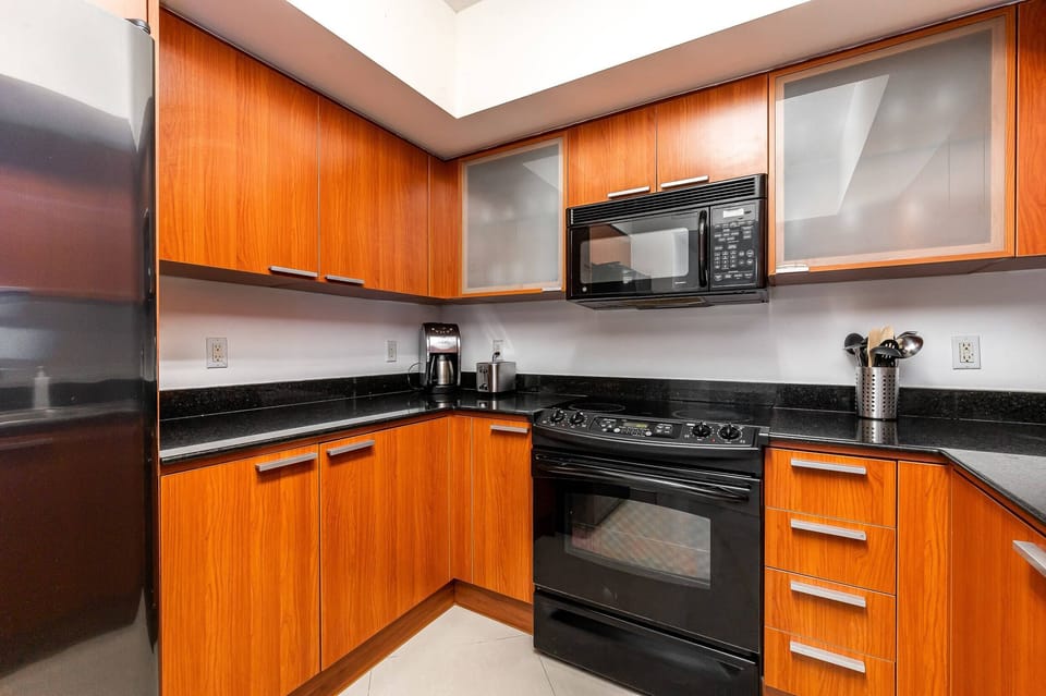 Fully equipped kitchen for all your cooking neeeds.