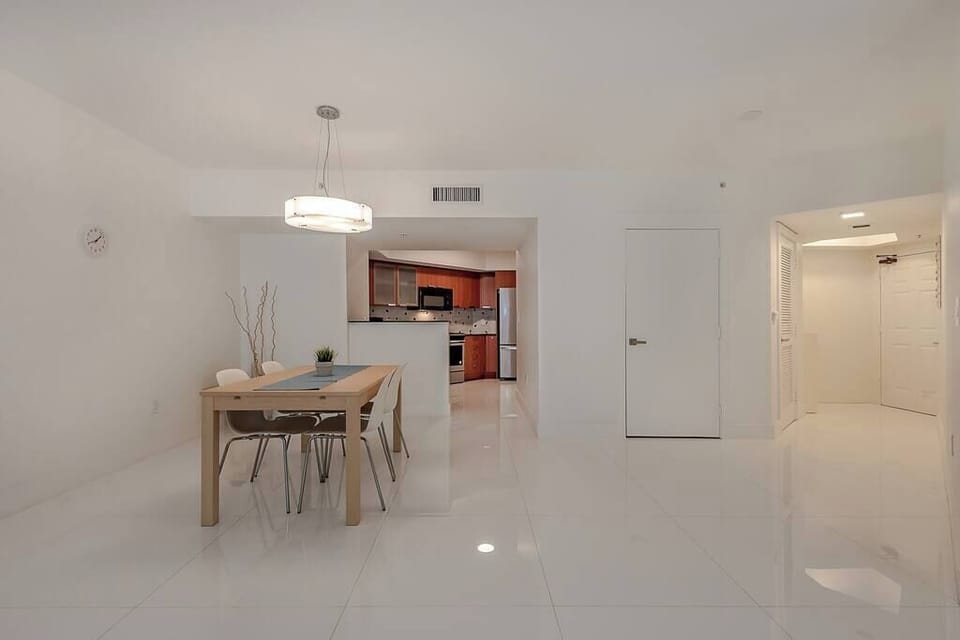 dinning room ChatGPT The dining room offers a welcoming space for meals and gatherings.
