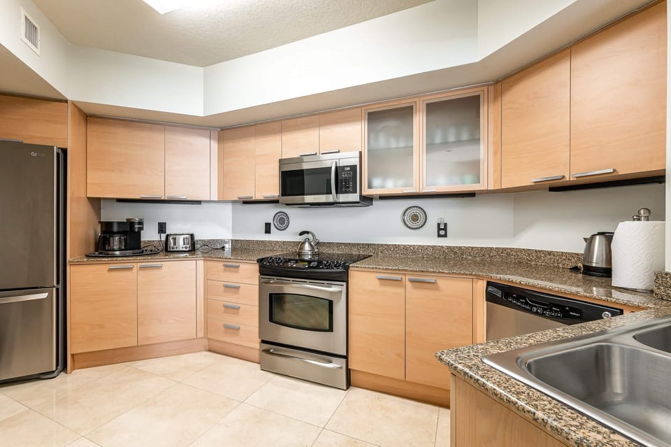 Kitchen - fully equipped for all your cooking needs.