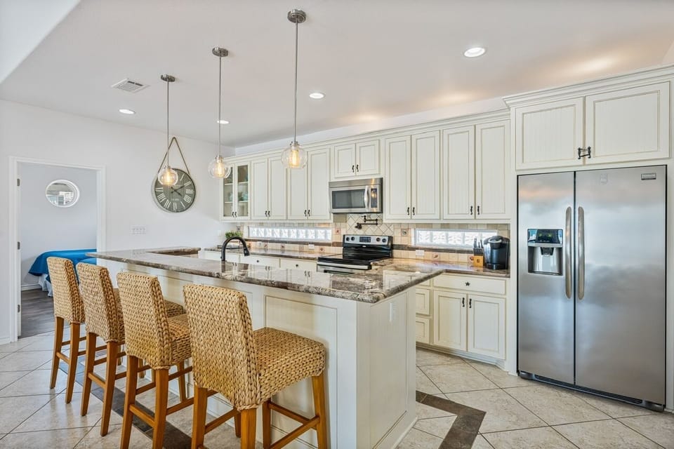 House, 3 Bedrooms | Private kitchen | Coffee/tea maker, fridge, toaster