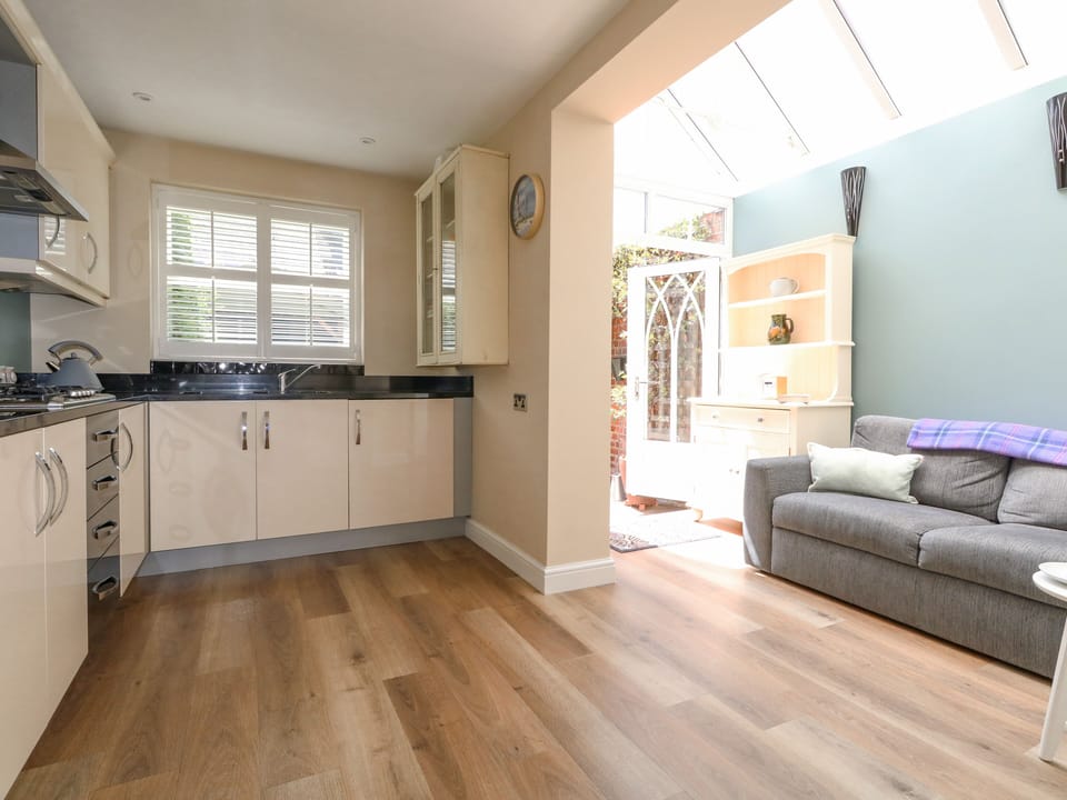 Cottage | Interior
