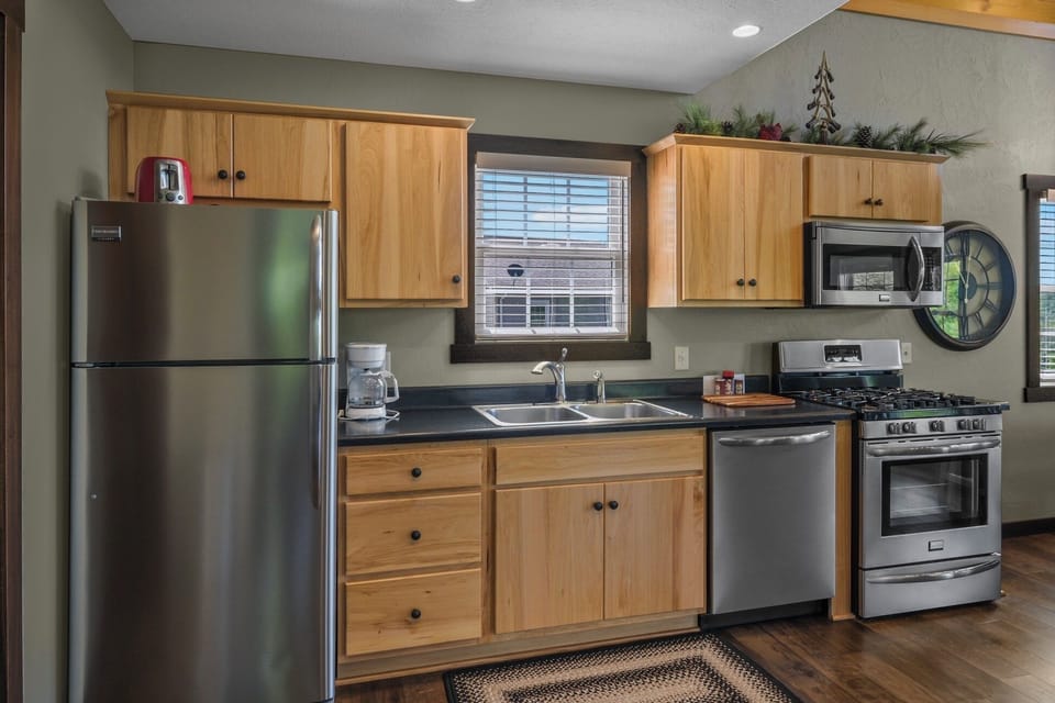Full Kitchen