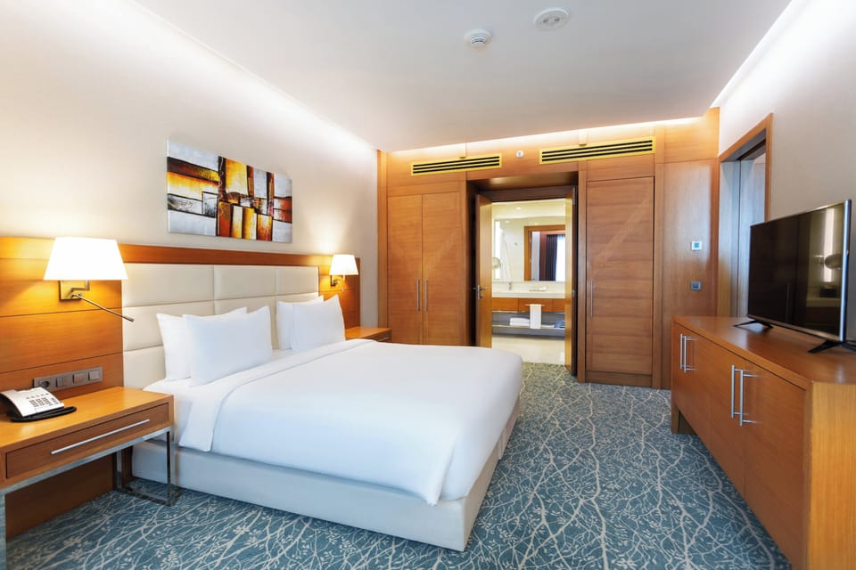 Minibar, in-room safe, desk, soundproofing