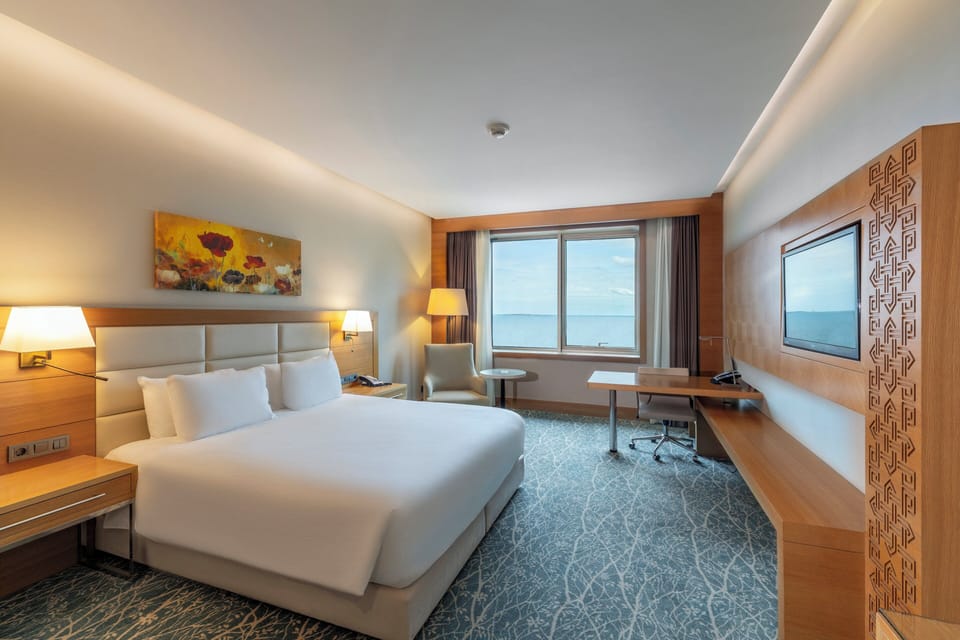 Minibar, in-room safe, desk, soundproofing