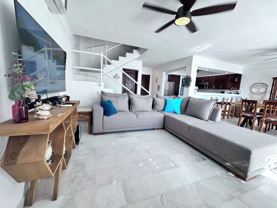 Living Room (Main Floor)