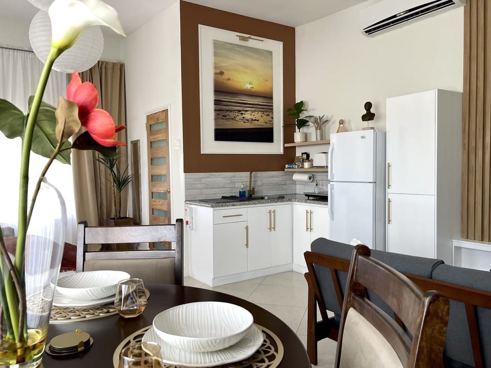 You won’t find a more complete and functional kitchenette. Equipped with an electric  ceramic induction cooktop and suitable cookware, this unit allows preparation of those quick meals to keep your diet intact.