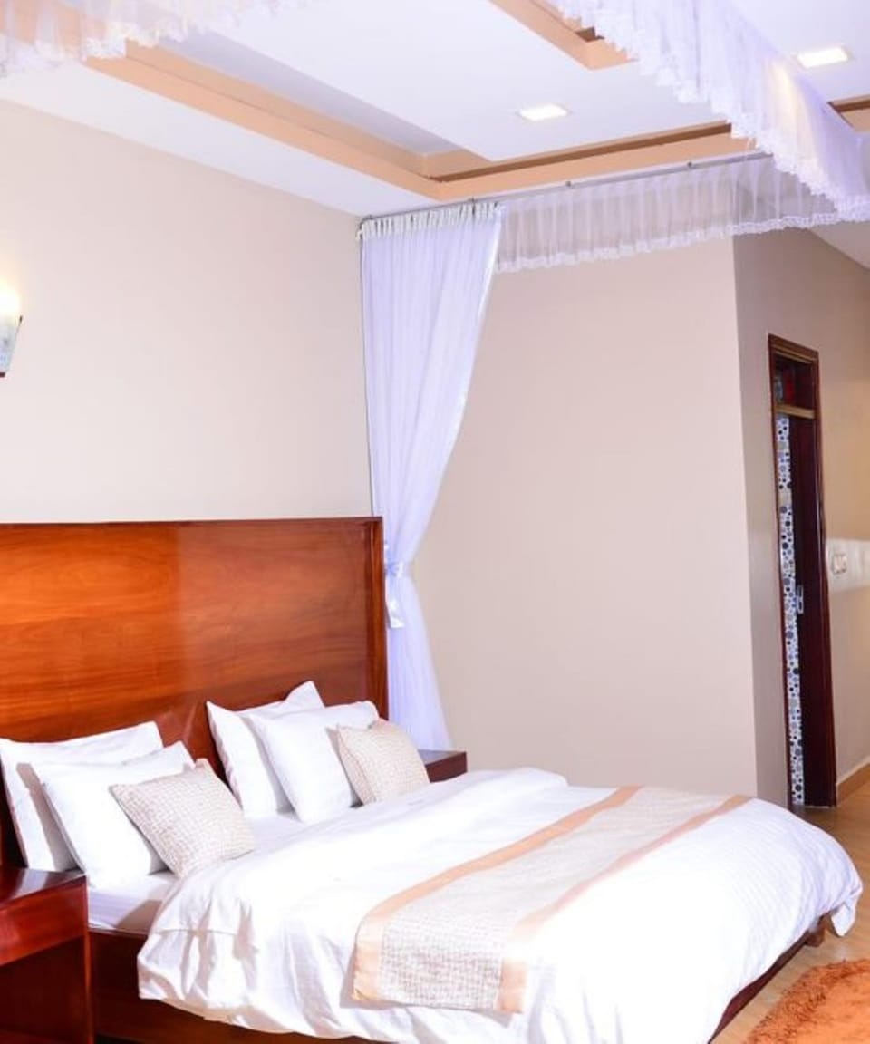 Executive Double Room | Free WiFi