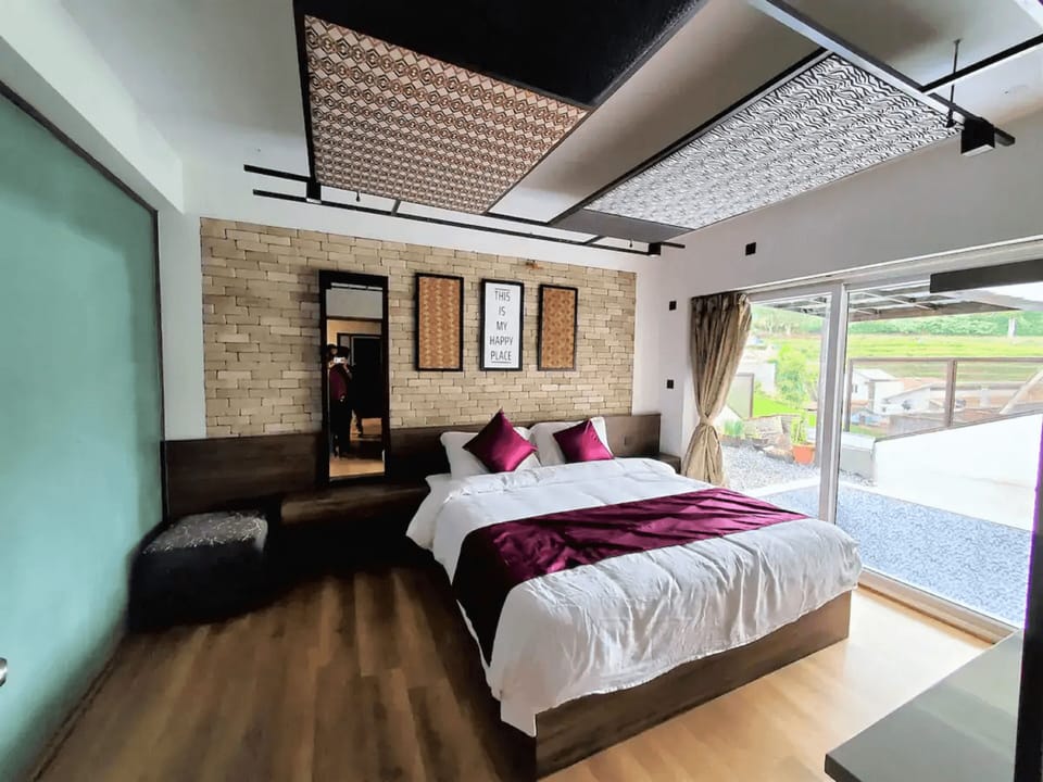 Luxury Room, 2 Bedrooms | Premium bedding, soundproofing, free WiFi, bed sheets
