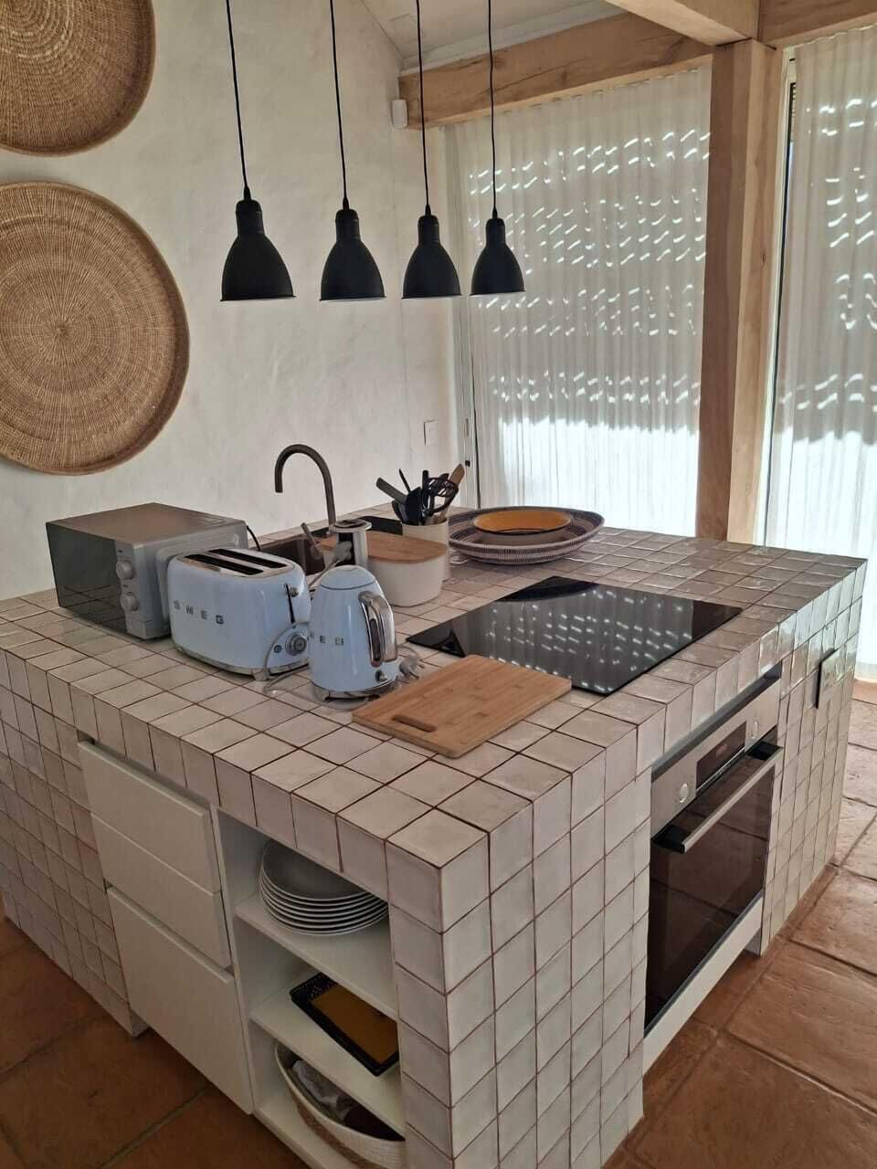 Luxury Villa | Private kitchen | Microwave, espresso maker, electric kettle