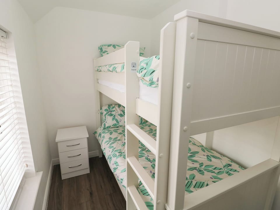 3 bedrooms, individually decorated, individually furnished, free WiFi