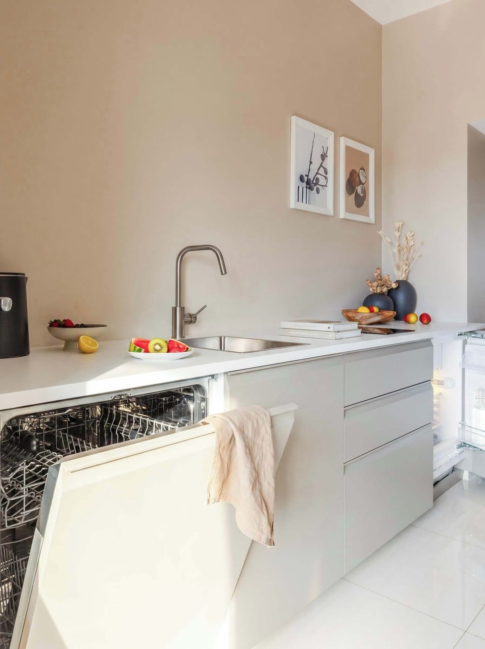Kitchen is fully equipped with everything you need for basic cooking - please, see the list of amenities