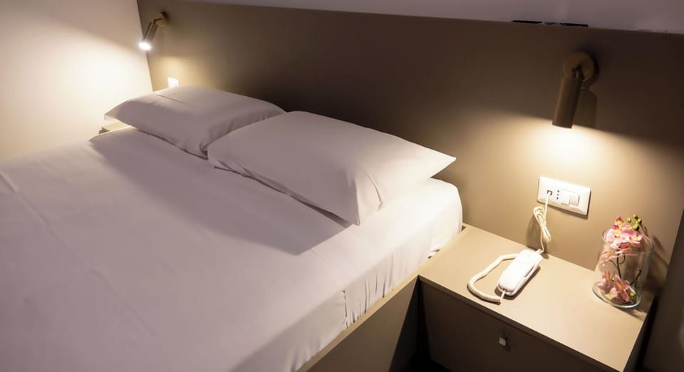 Comfort Triple Room | Frette Italian sheets, premium bedding, pillowtop beds, in-room safe