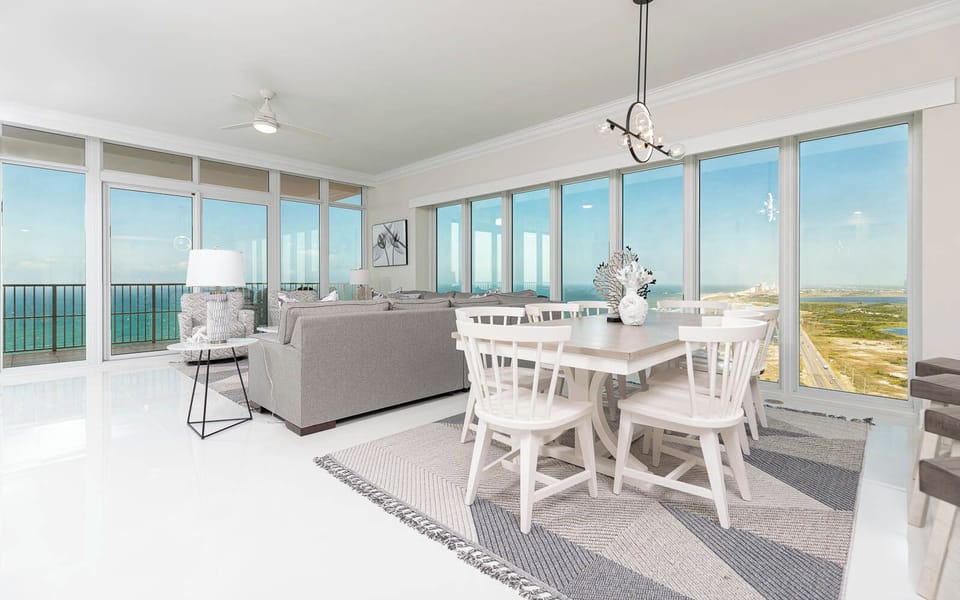 Phoenix Gulf Towers 2701, Tower One, Orange Beach, Alabama, beach front, 4 bedroom condominium on the top 27th floor