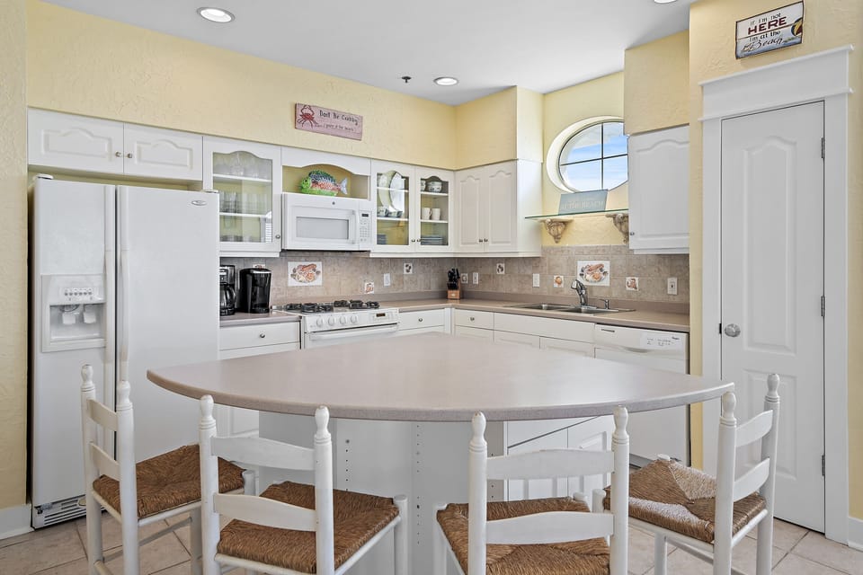 Santa Rosa Villas A401 - Dune Allen - Kitchen Area