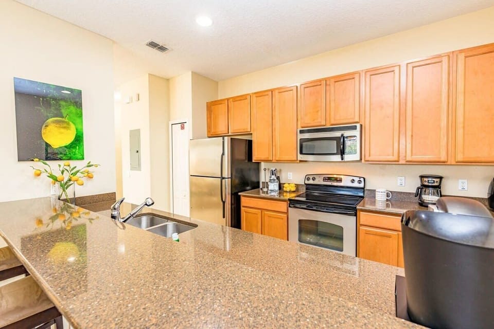 Kitchen stocked with everything you need!