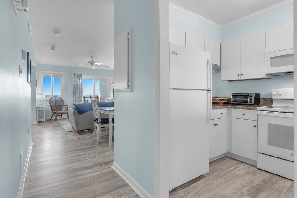 Hallway / Kitchen - Northwest