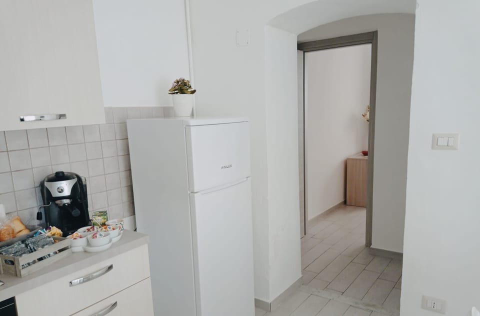 Family Room | Private kitchen | Electric kettle