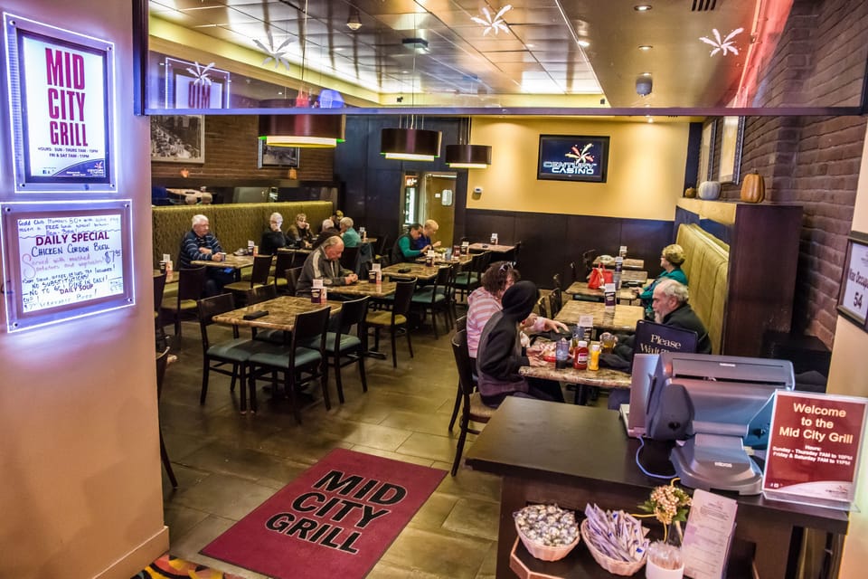 Breakfast, lunch, dinner served; American cuisine 