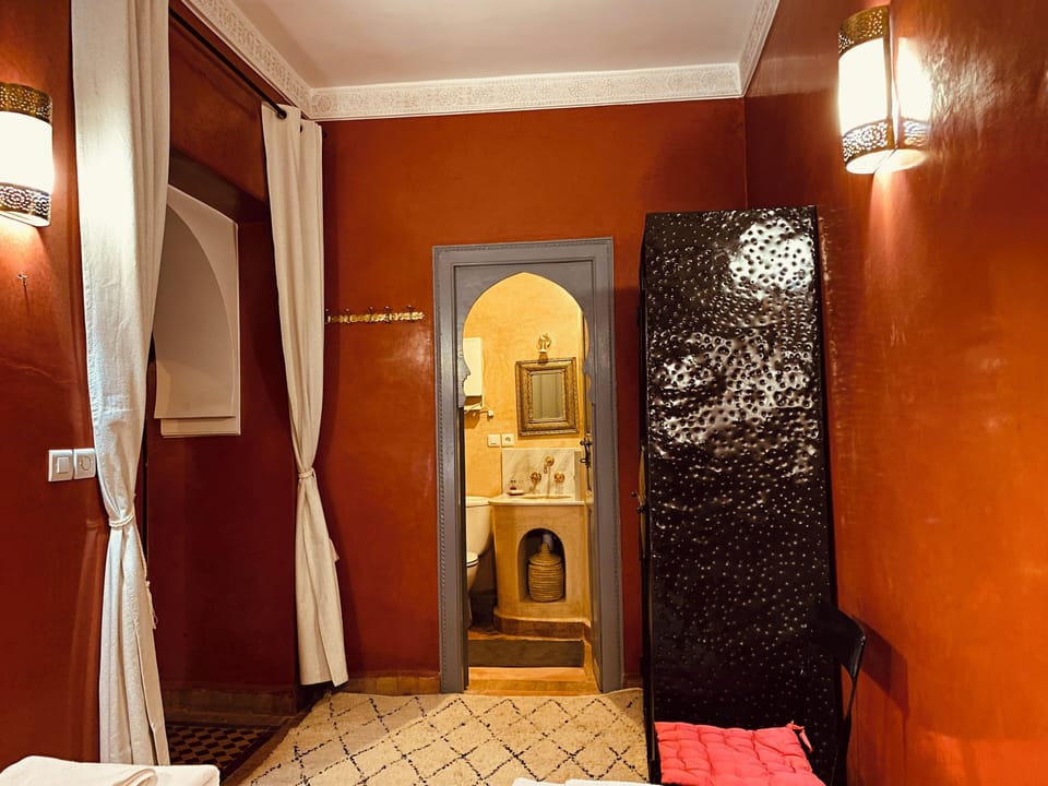 Traditional Double Room, 1 Queen Bed | Premium bedding, down comforters, Select Comfort beds, free WiFi