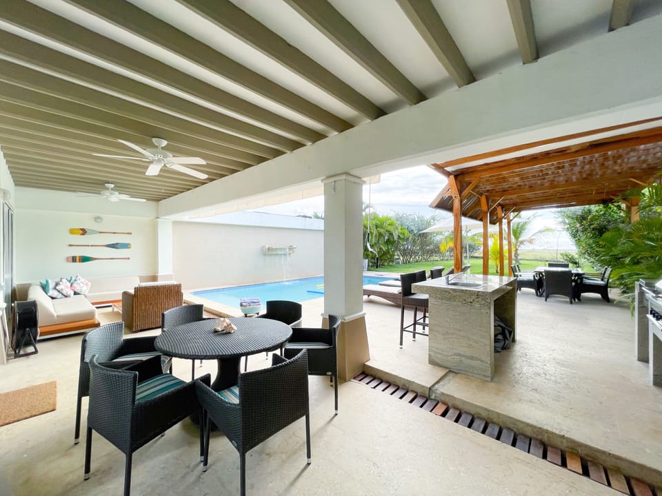 Family Villa | Terrace/patio