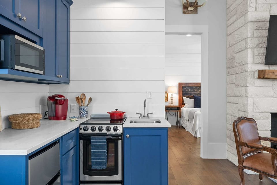 Kitchenette