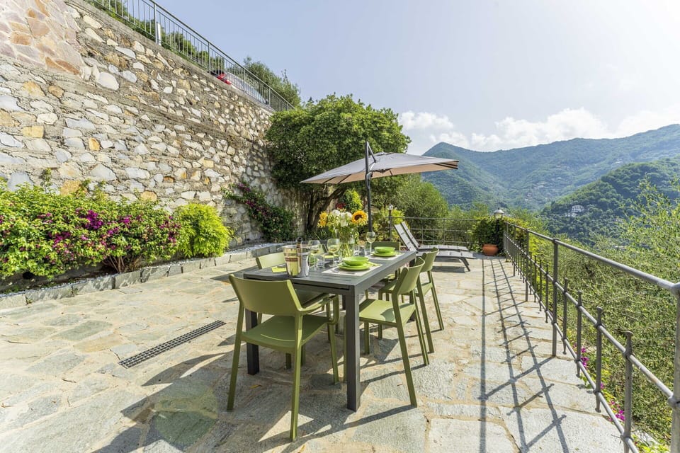 Autumn, Balcony / Terrace / Patio, Building Exterior, Spring, Summer