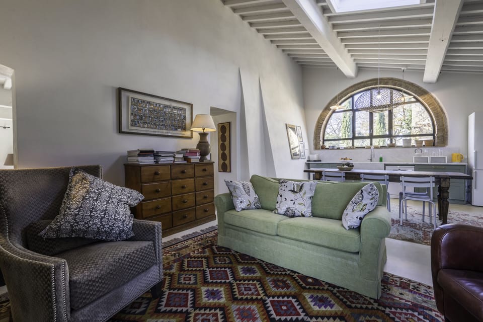 Apartment | Living area | TV