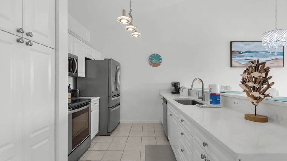 Spyglass TH 106 Kitchen Area