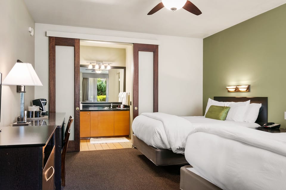 Double Queen Terrace | Frette Italian sheets, premium bedding, down comforters, pillowtop beds