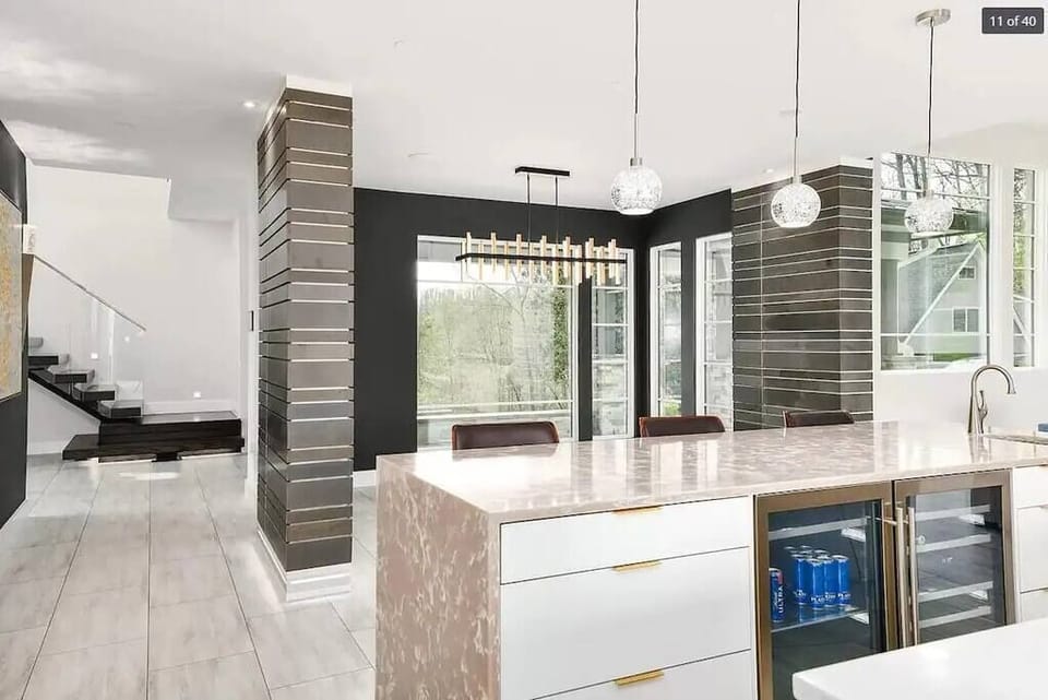 2bc8e4eb db76 4694 85ea 34be479c5669