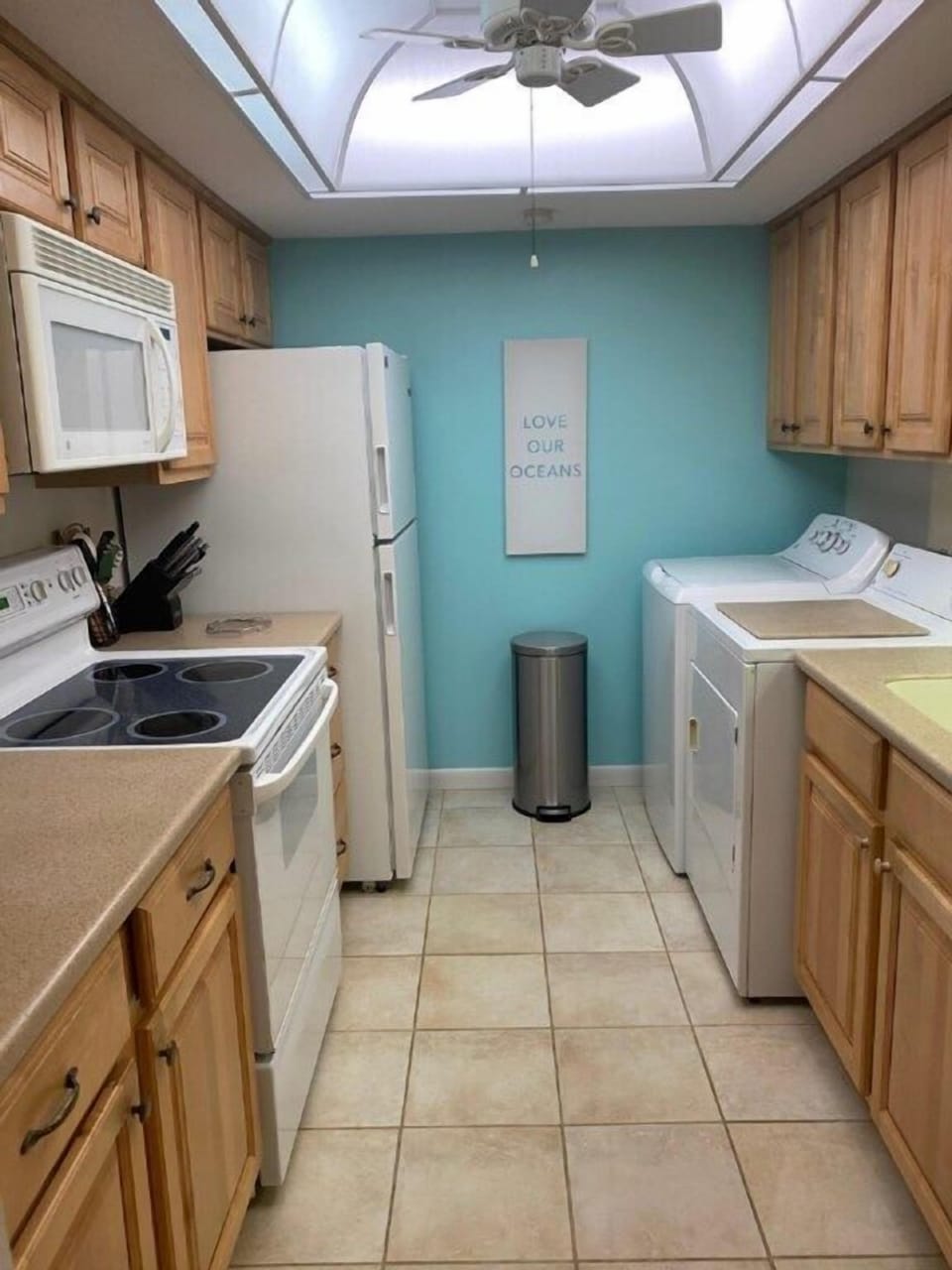 Condo, Multiple Beds, Kitchen, Garden View | Private kitchen | Fridge, microwave, oven, stovetop